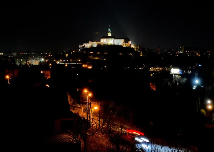 Fabulous View - Newly Equipped - Private Parking